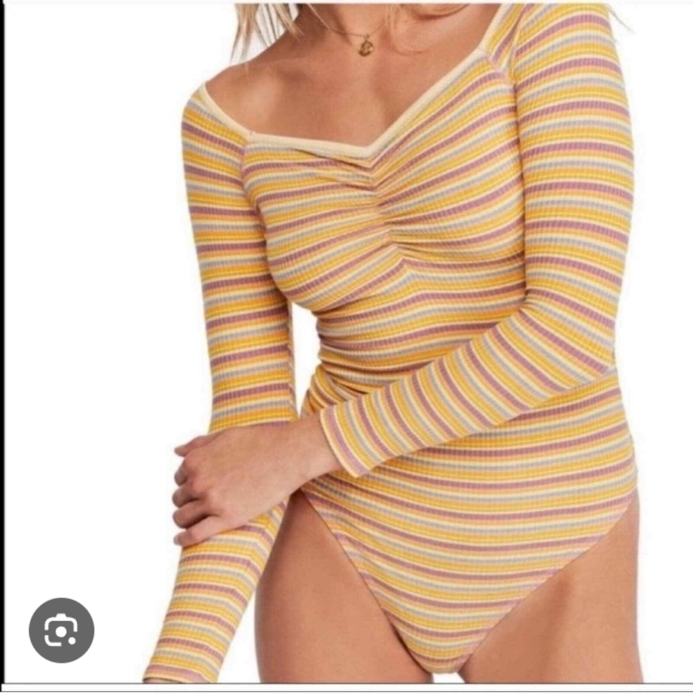 A bundle of 2 bodysuits intimately freepeople both size small